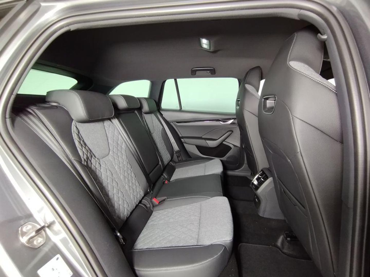 Skoda Octavia Combi 1.5 TSI m-HEV Sportline DSG 110 kW (150 CV)