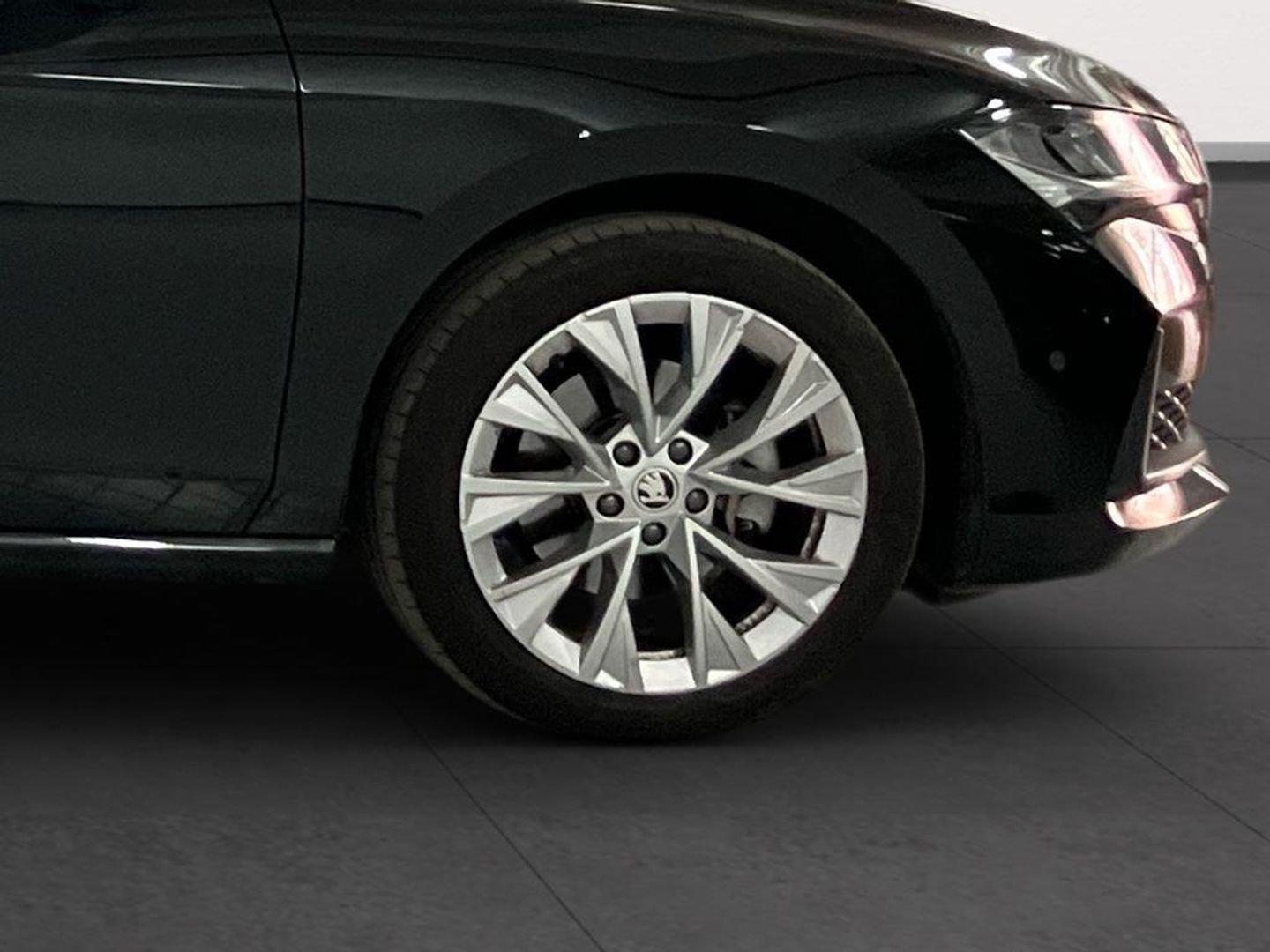 Skoda Superb Combi 1.5 TSI m-HEV Selection DSG 110 kW (150 CV)