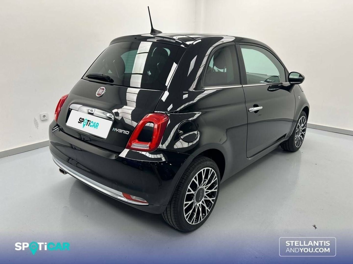 Fiat 500 1.0 Hybrid Dolcevita 51 kW (70 CV)