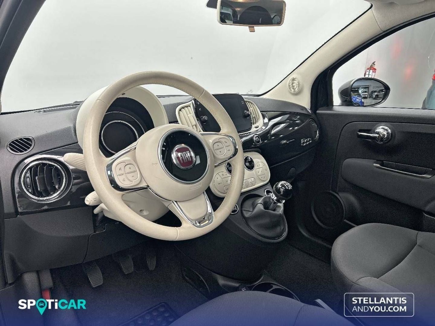 Fiat 500 1.0 Hybrid Dolcevita 51 kW (70 CV)