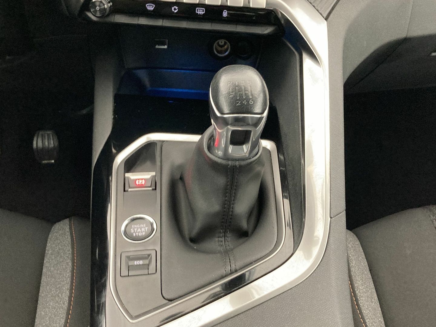 Peugeot 3008 PureTech 130 S&S Active Pack 96 kW (130 CV)