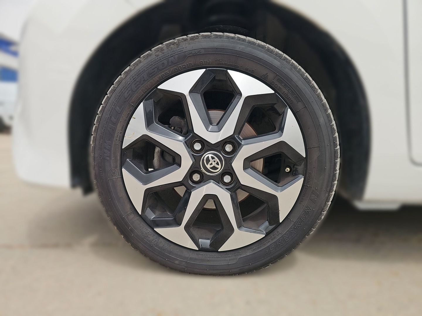 Toyota Aygo 1.0 70 x-play 53 kW (72 CV)
