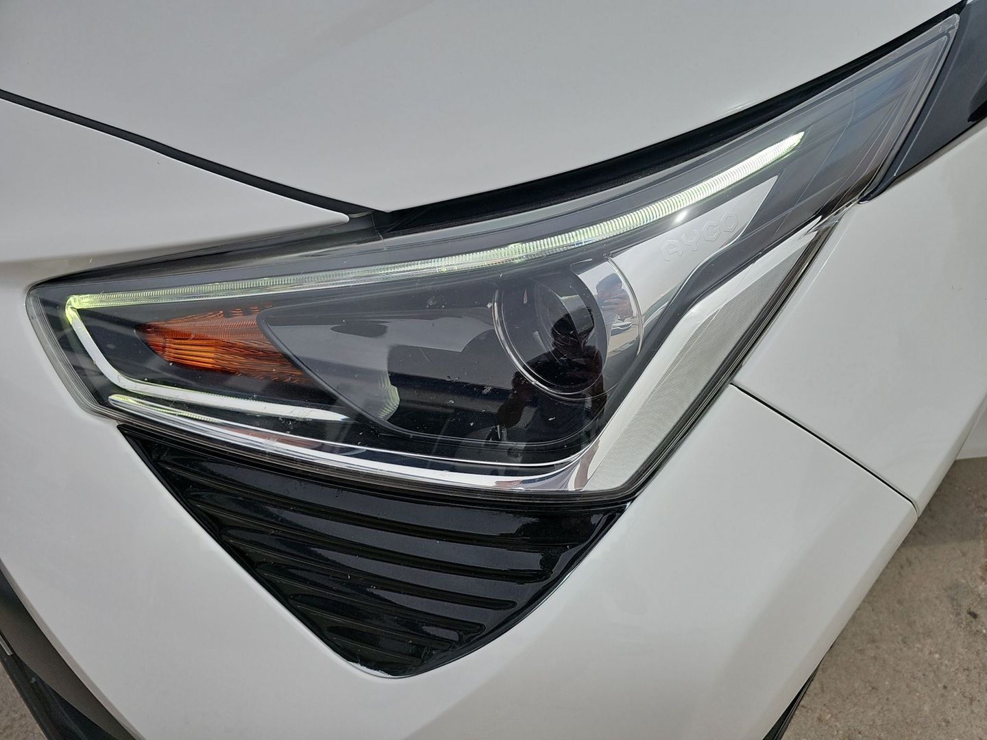 Toyota Aygo 1.0 70 x-play 53 kW (72 CV)