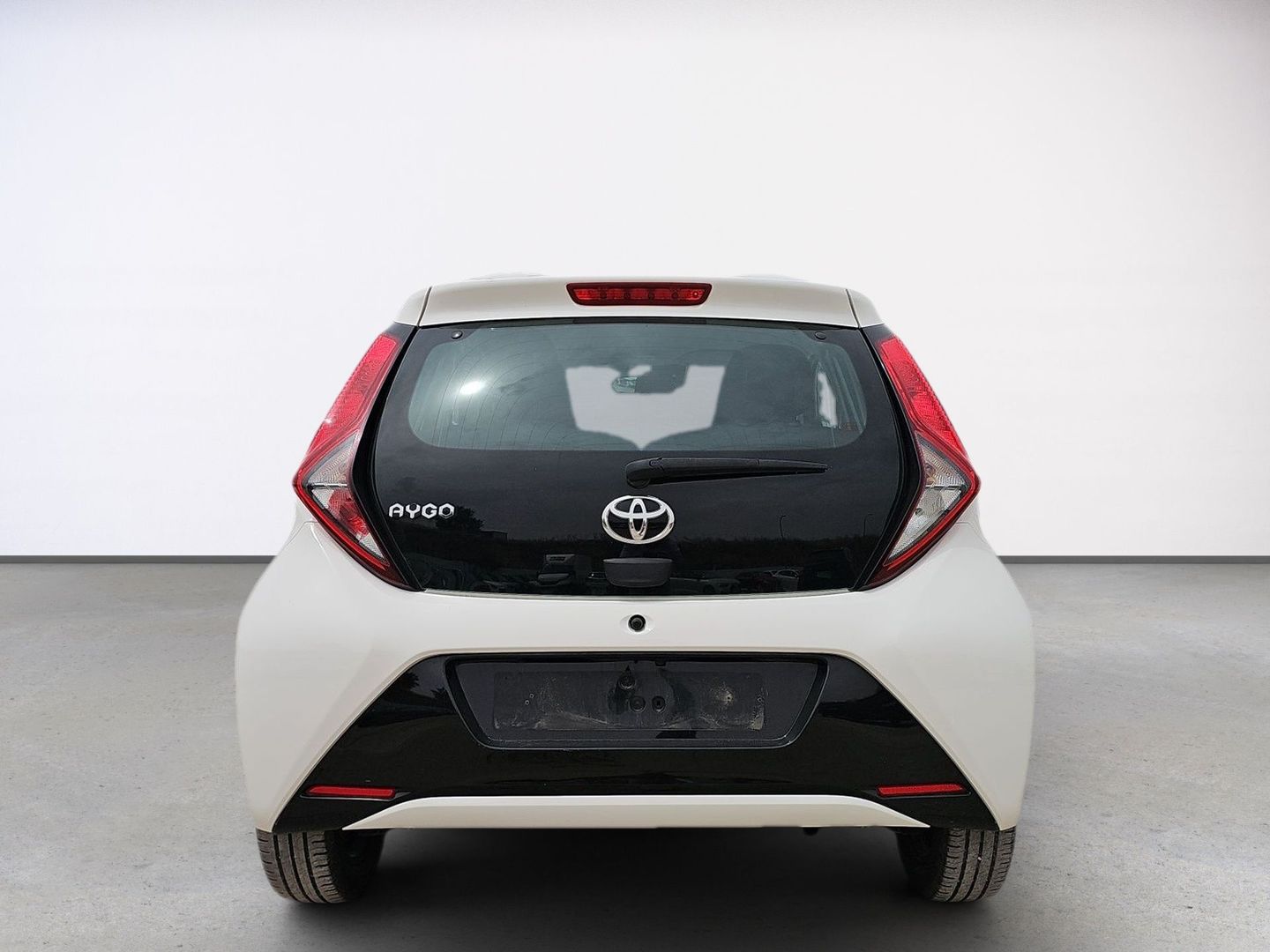Toyota Aygo 1.0 70 x-play 53 kW (72 CV)