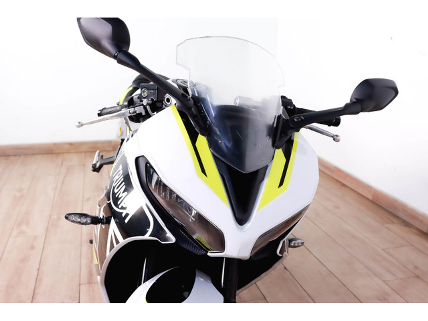 Triumph Daytona 660