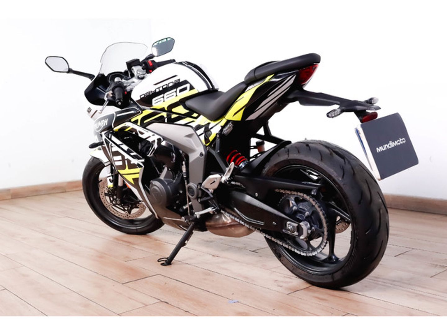 Triumph Daytona 660