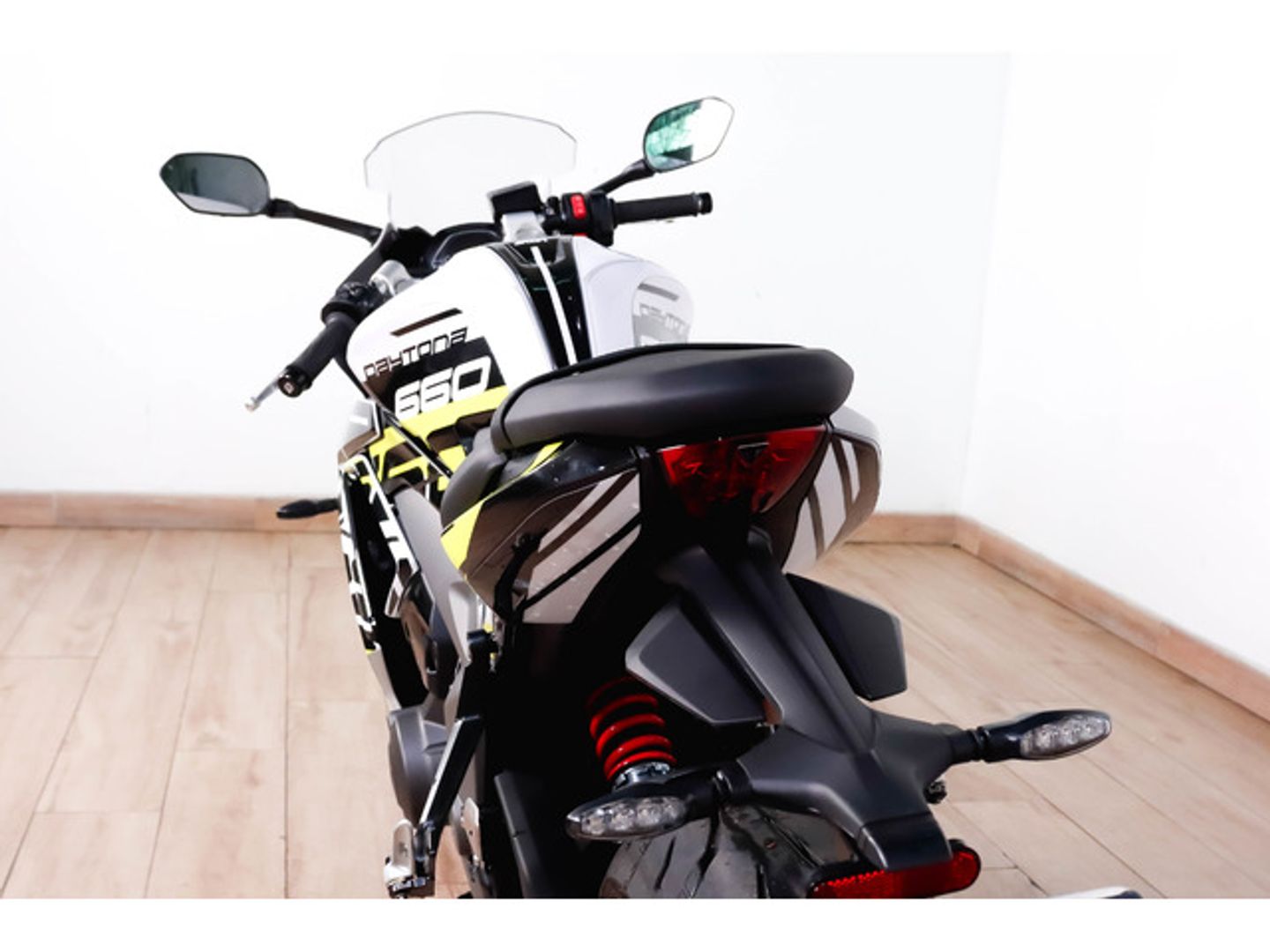 Triumph Daytona 660