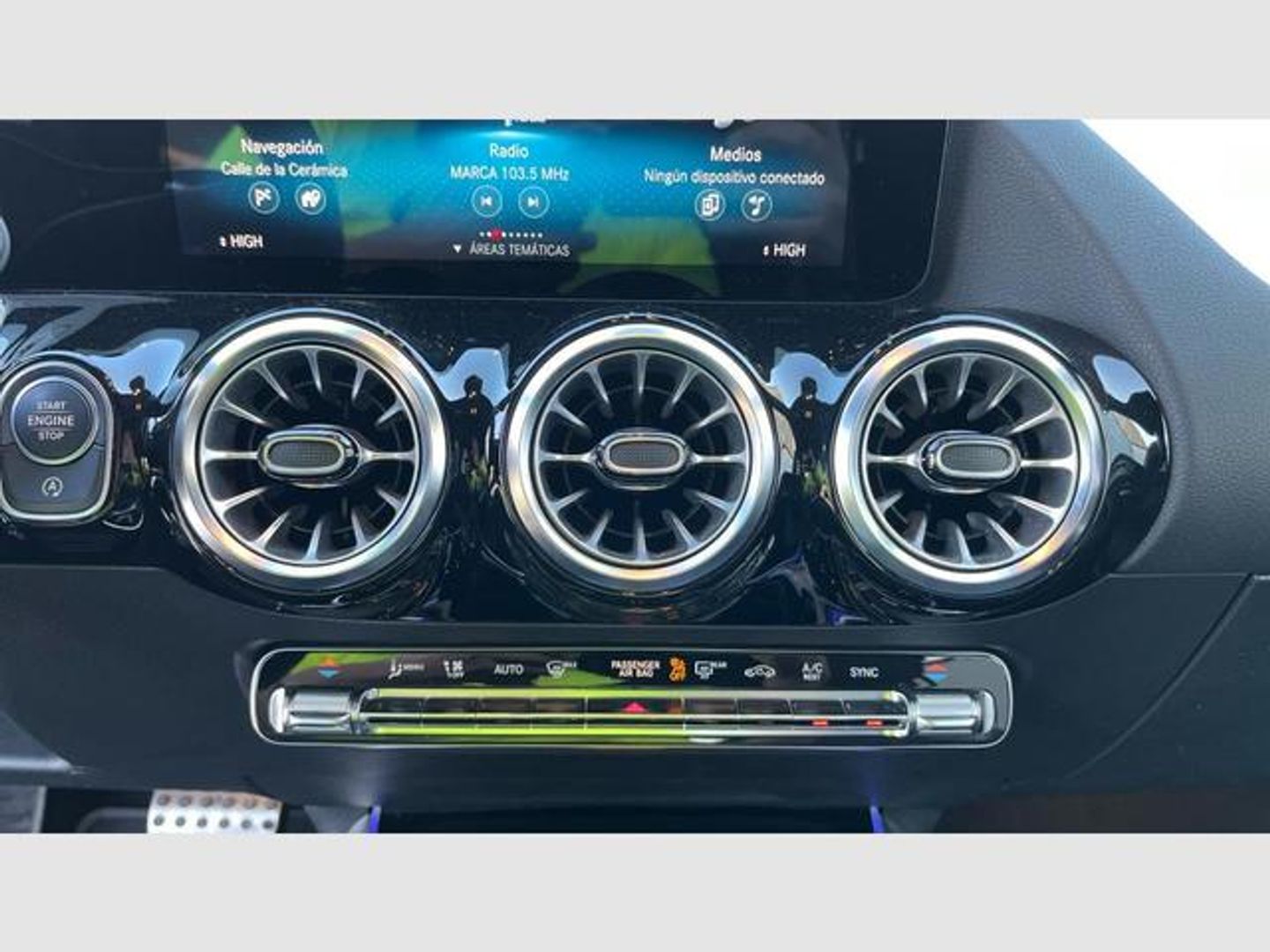 Mercedes-Benz GLA 200 D 110 kW (150 CV) Blanco SUV