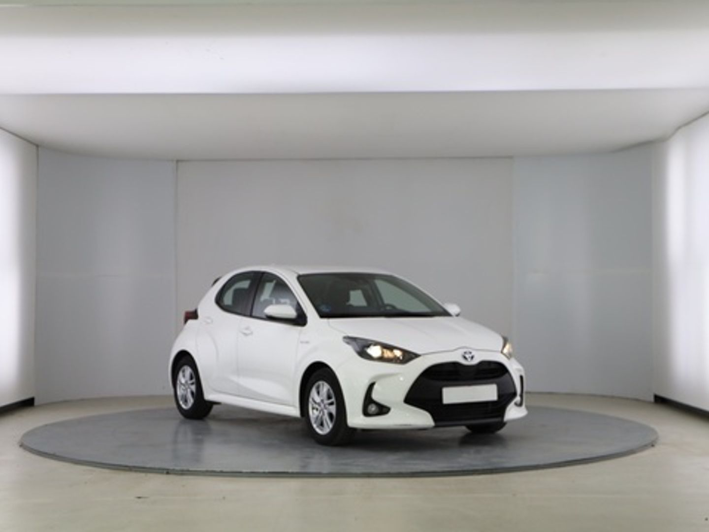 Toyota Yaris 120H Active Tech 85 kW (116 CV)