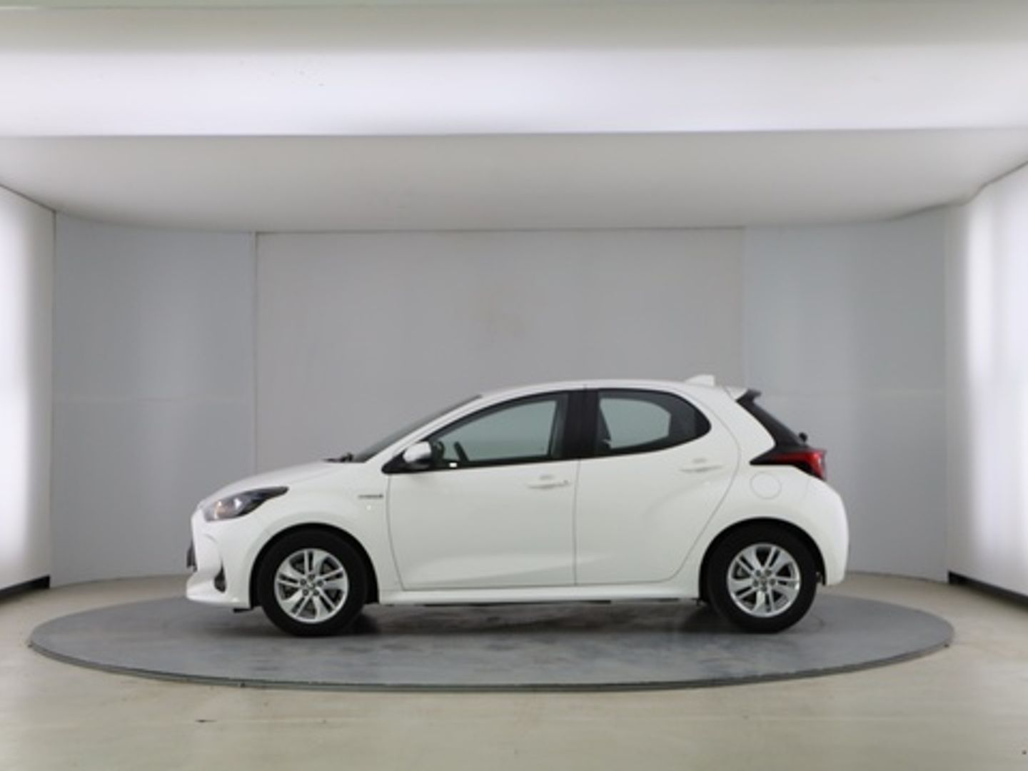 Toyota Yaris 120H Active Tech 85 kW (116 CV)
