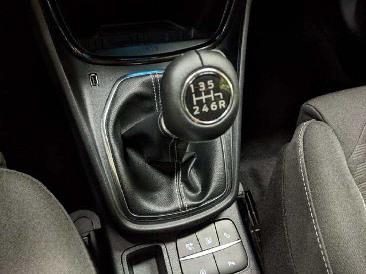 Ford Puma 1.0 EcoBoost MHEV Titanium Design 92 kW (125 CV)