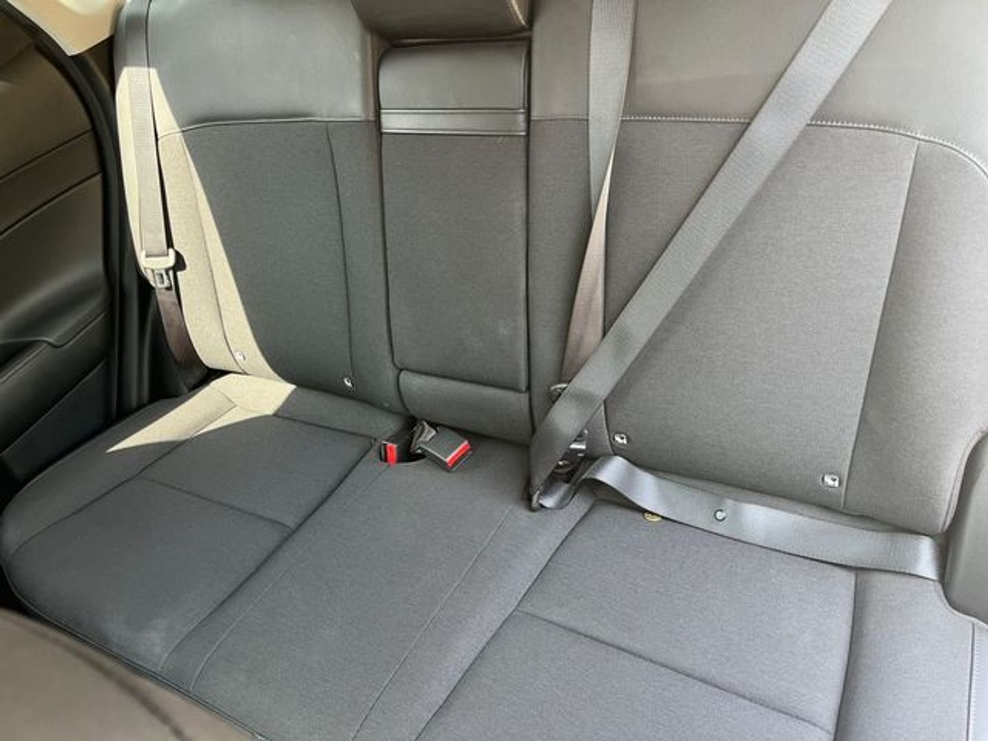 Hyundai Kona 1.6 GDI HEV Tecno 2C DCT 104 kW (141 CV)