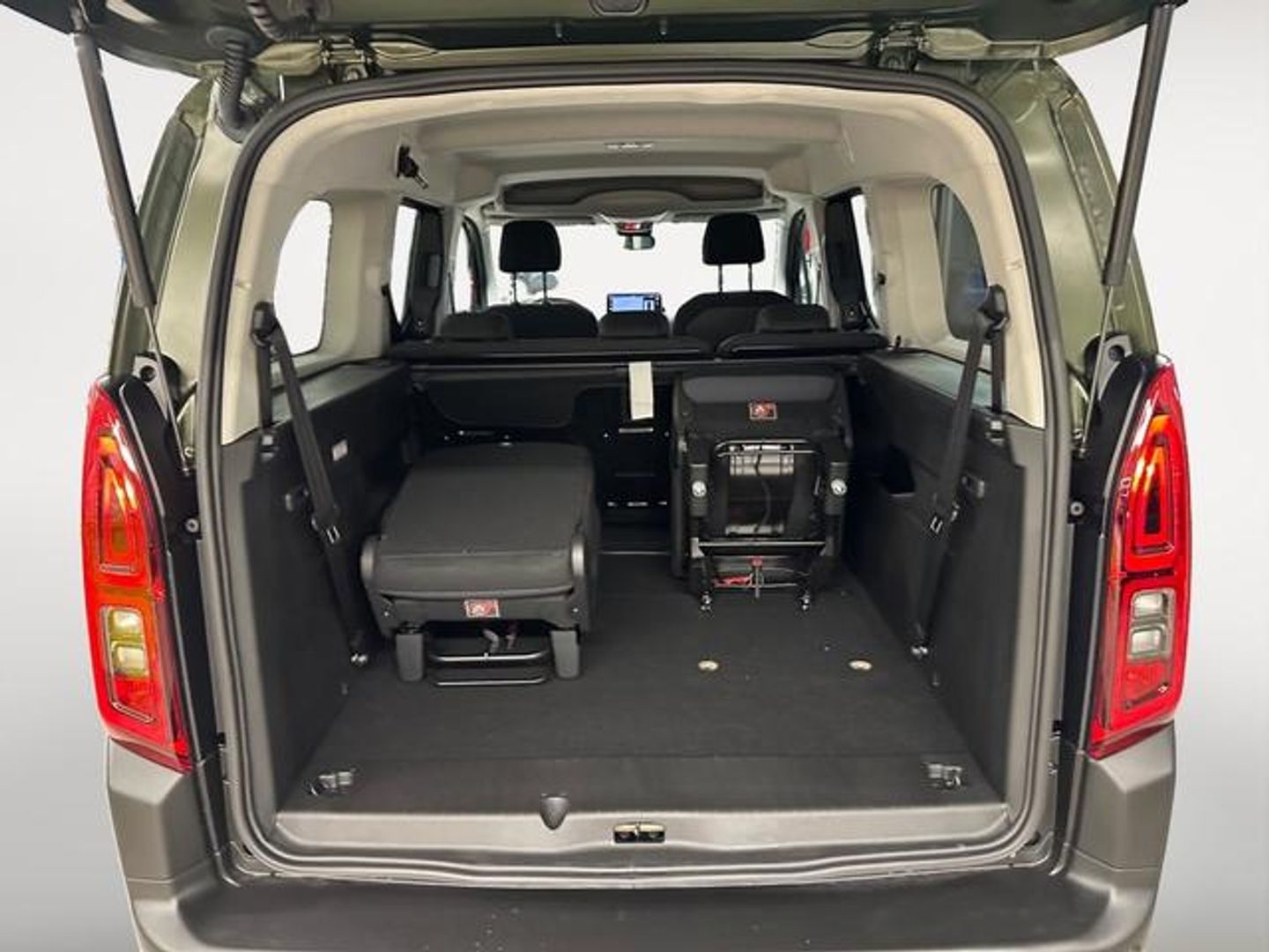 Fiat Dobló Combi 1.5 BlueHDi L2 AT8 96 kW (130 CV)