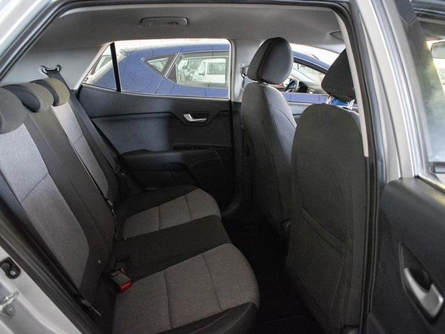 Kia Stonic 1.0 T-GDi MHEV MT Concept 74 kW (100 CV)