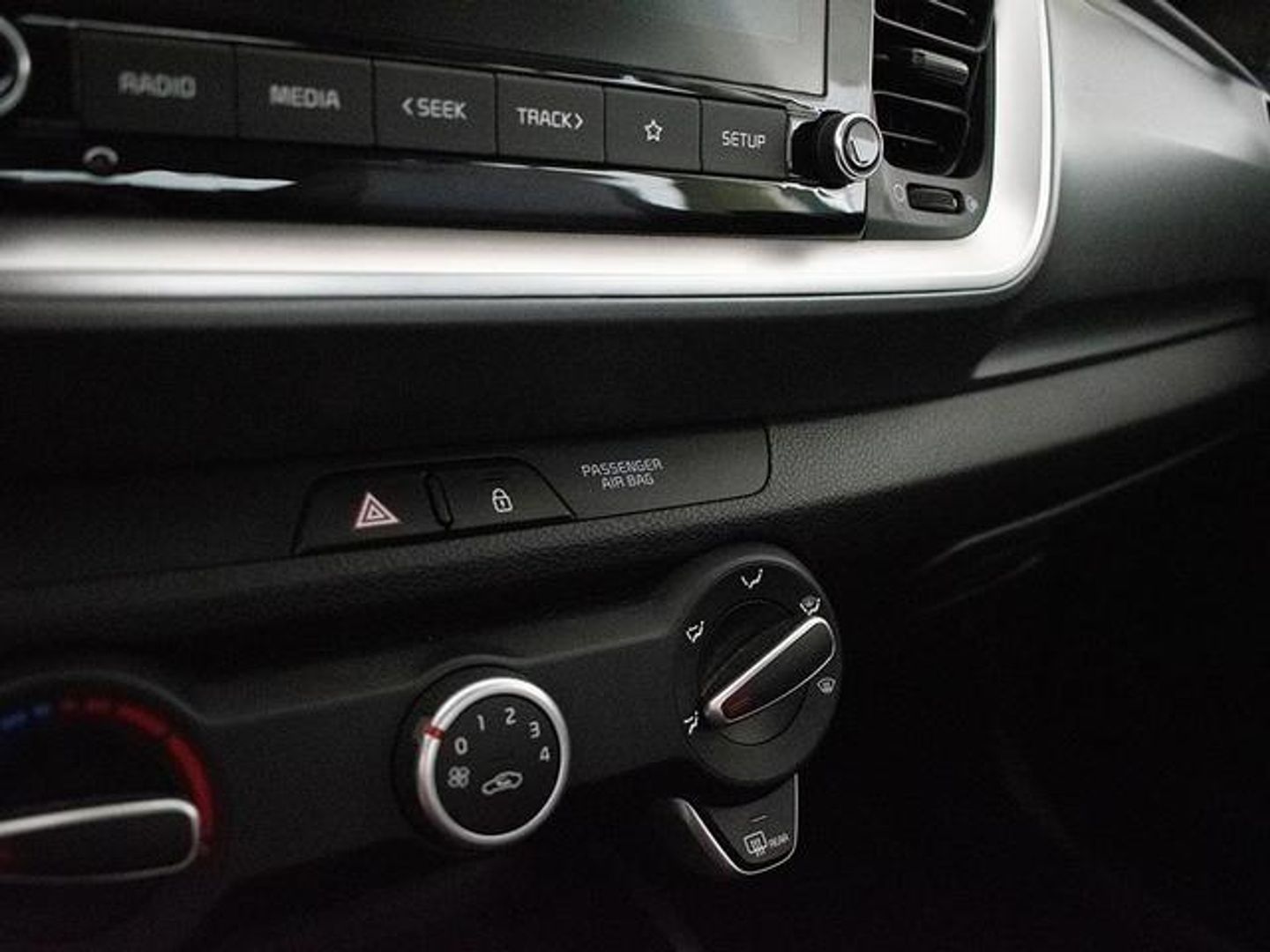 Kia Stonic 1.0 T-GDi MHEV MT Concept 74 kW (100 CV)