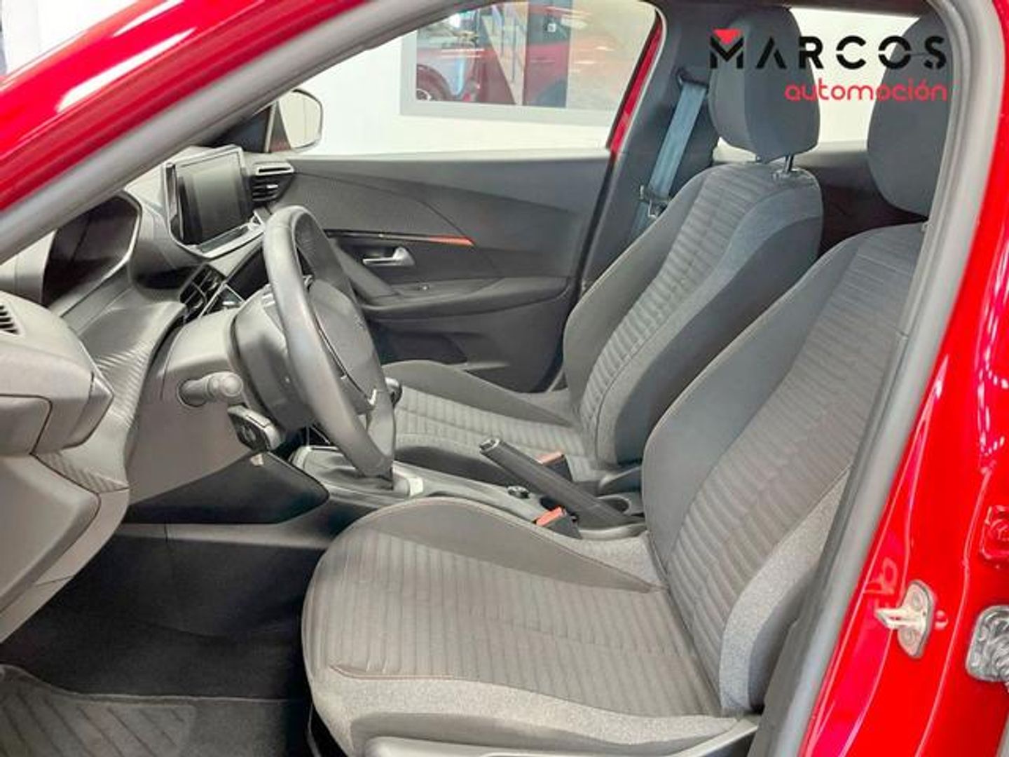 Peugeot 2008 Active Pack S&S PureTech 96 kW (130 CV)