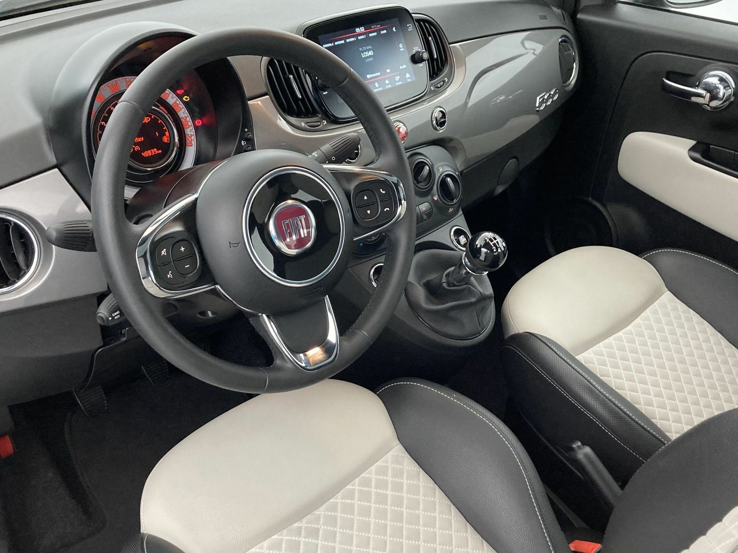 Fiat 500 1.0 Hybrid Dolcevita 51 kW (70 CV)