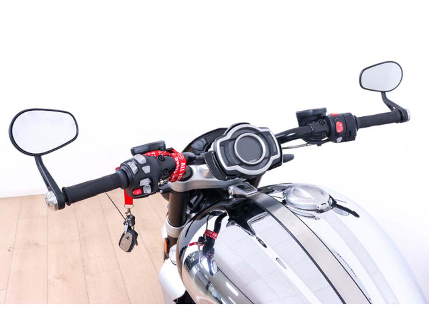 Triumph Rocket R Rocket 3 R Chrome