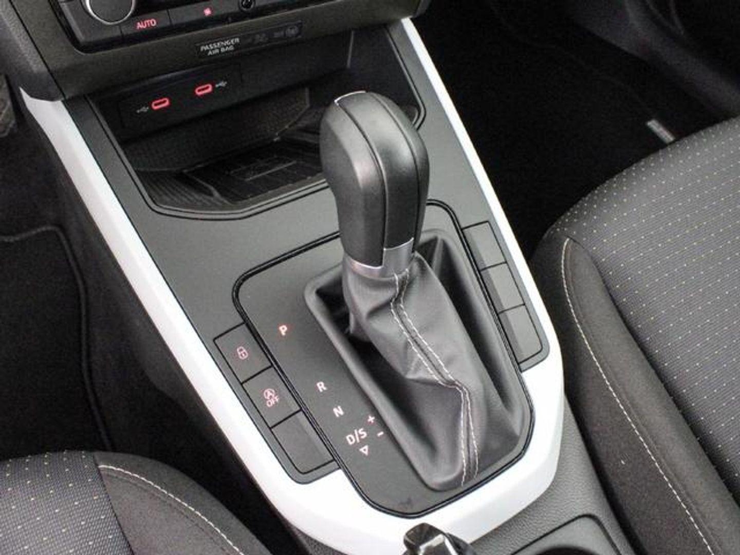 SEAT Arona 1.0 TSI Style XM DSG 85 kW (115 CV)