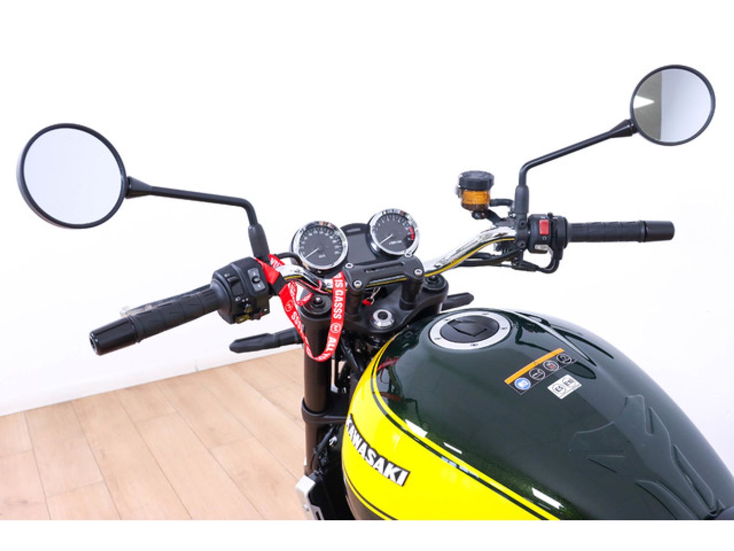 Kawasaki Z900RS