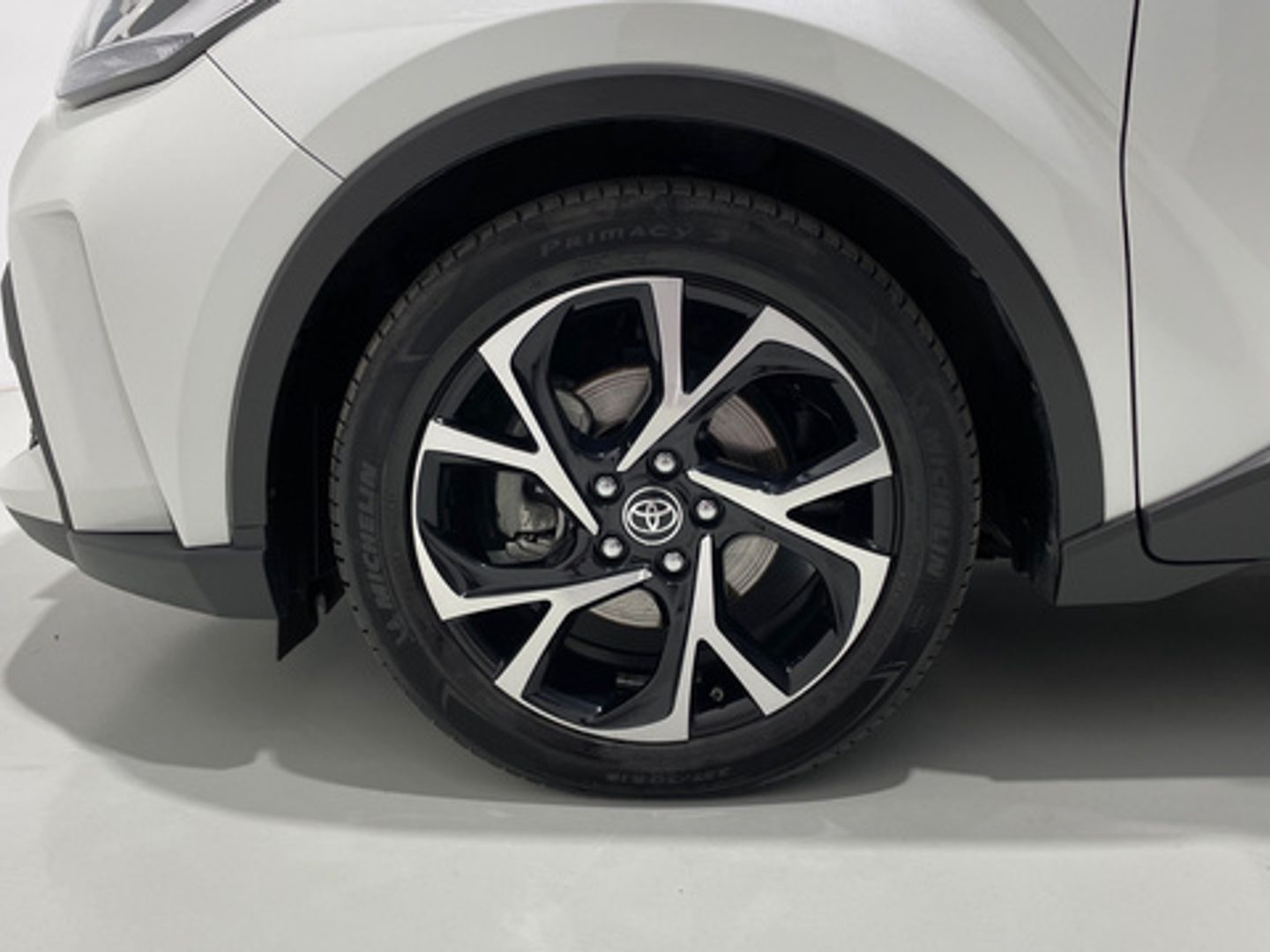 Toyota C-HR 180H Advance 135 kW (184 CV)