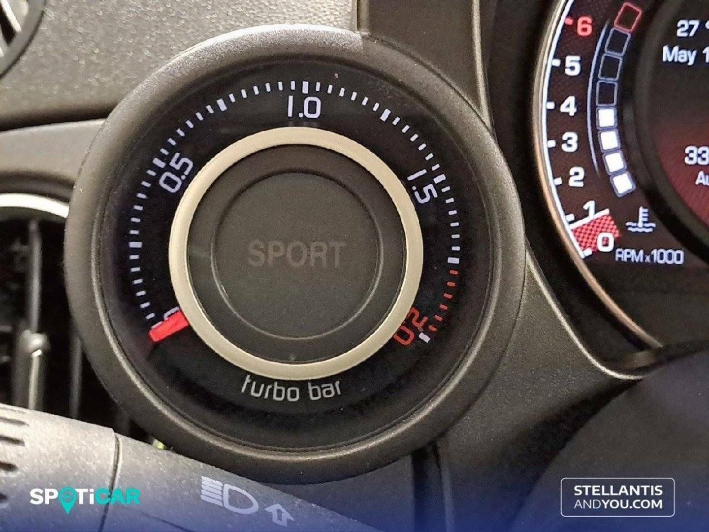Abarth 500 1.4 16v T-Jet 695 132 kW (180 CV)