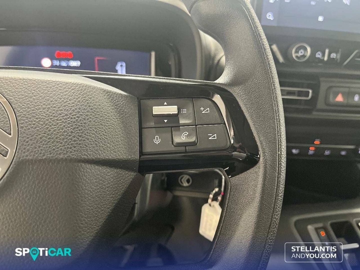 Citroen ë-Berlingo Talla M Plus 50 kWh 100 kW (136 CV)