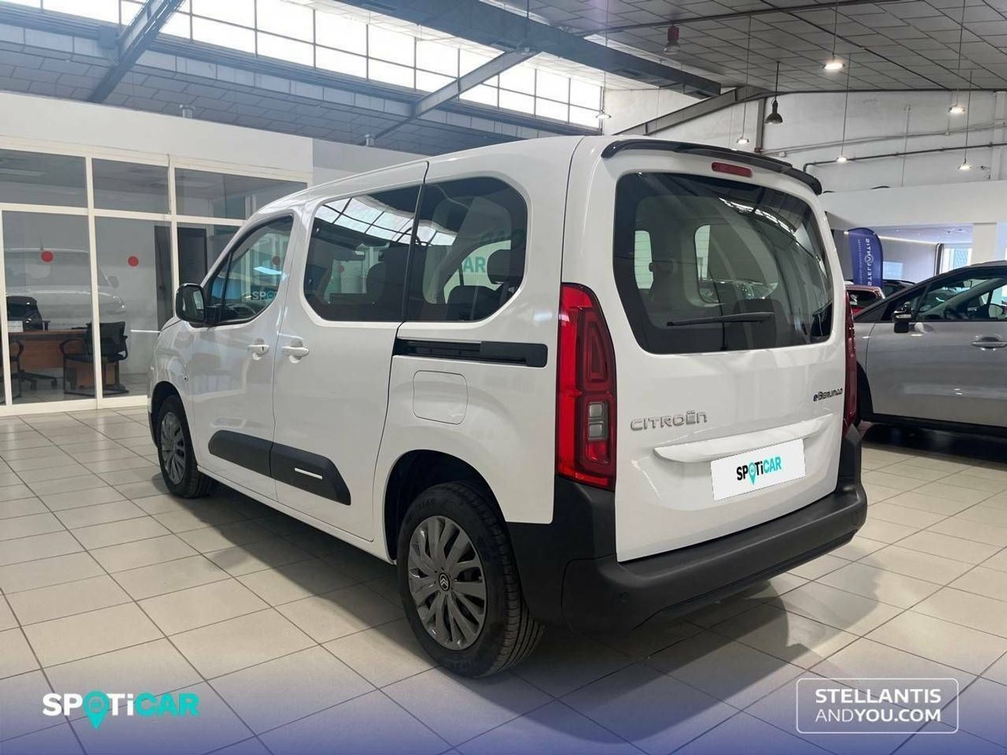Citroen ë-Berlingo Talla M Plus 50 kWh 100 kW (136 CV)