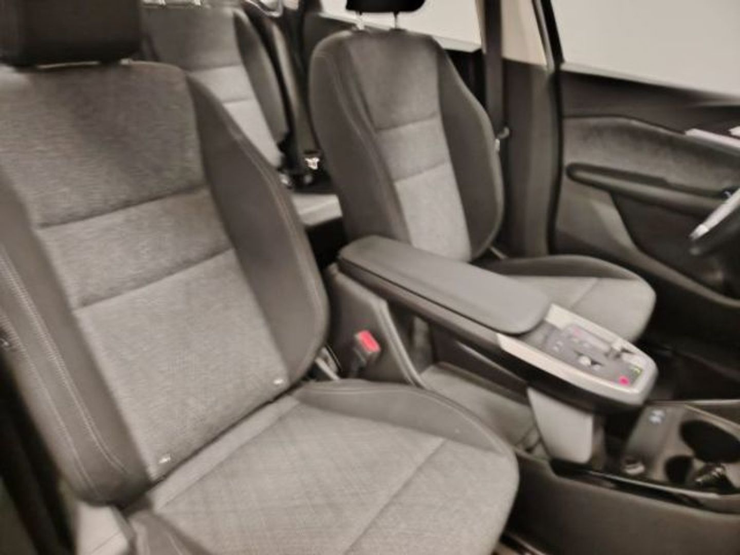 BMW Serie 2 218i Active Tourer 100 kW (136 CV)