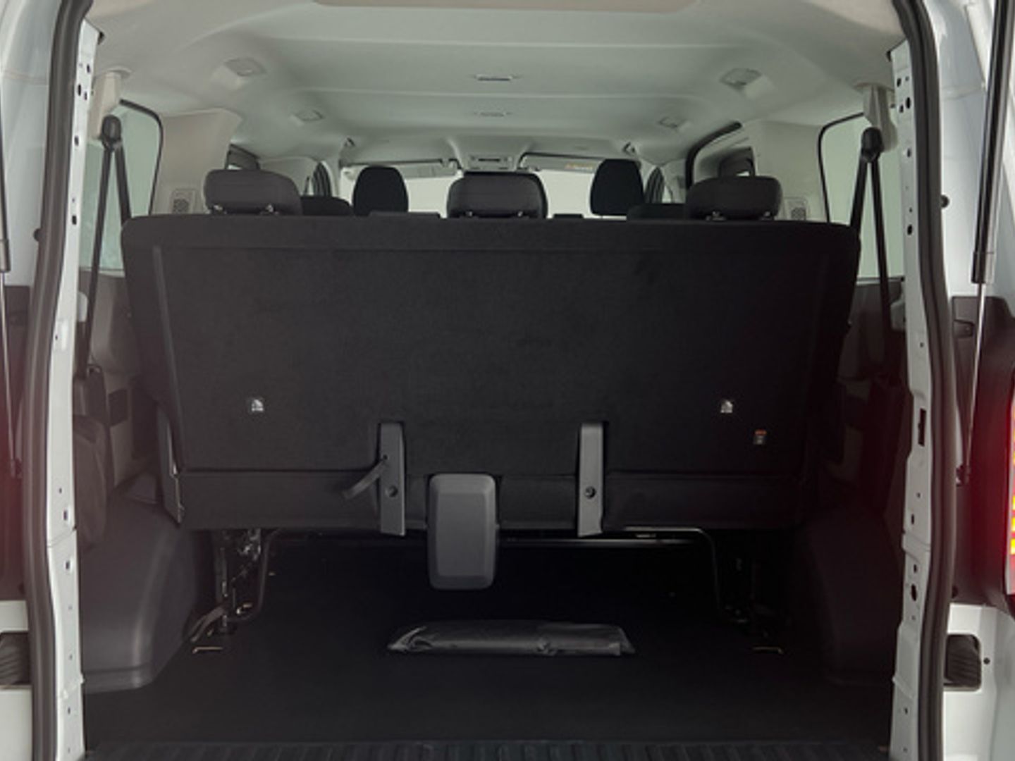 Volkswagen Transporter Kombi Batalla Corta 2.0 TDI 81 kW (110 CV) Blanco Industrial