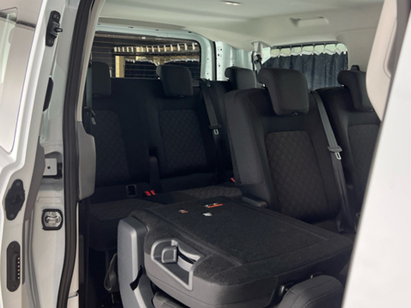 Volkswagen Transporter Kombi Batalla Corta 2.0 TDI 81 kW (110 CV) Blanco Industrial