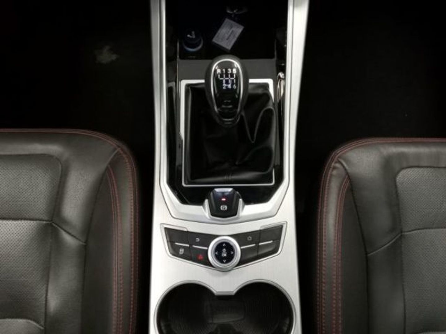 SWM G01 1.5T Luxury 96 kW (131 CV)