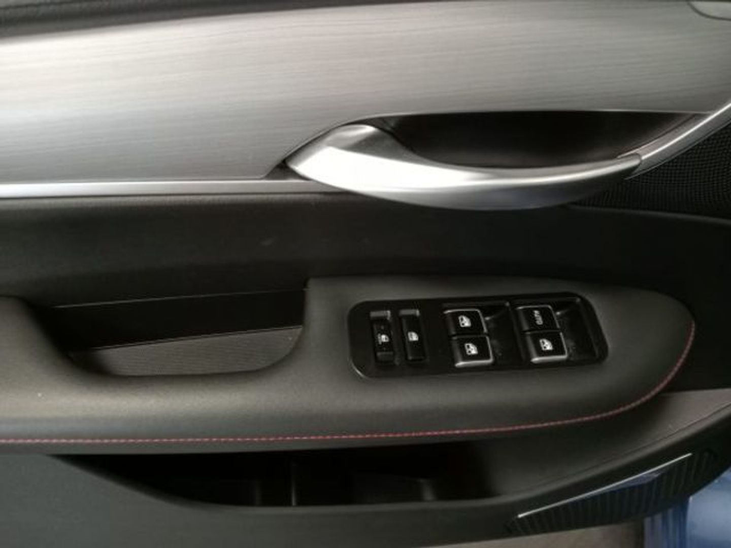 SWM G01 1.5T Luxury 96 kW (131 CV)