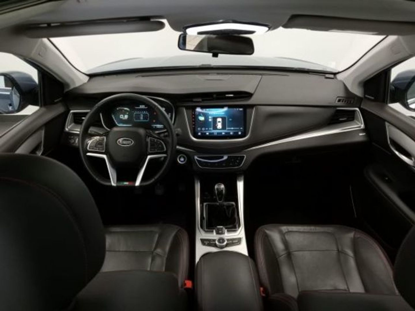 SWM G01 1.5T Luxury 96 kW (131 CV)