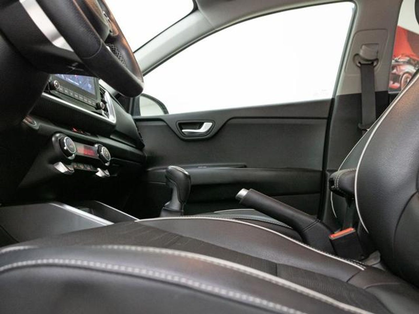 Kia Stonic 1.0 T-GDi MHEV iMT GT Line 74 kW (100 CV)
