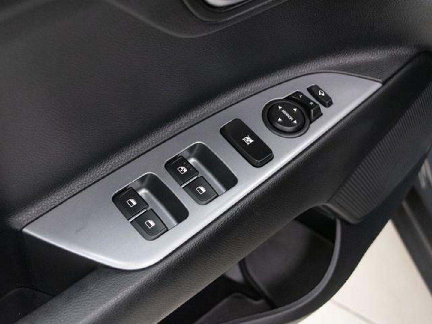 Kia Stonic 1.0 T-GDi MHEV iMT GT Line 74 kW (100 CV)