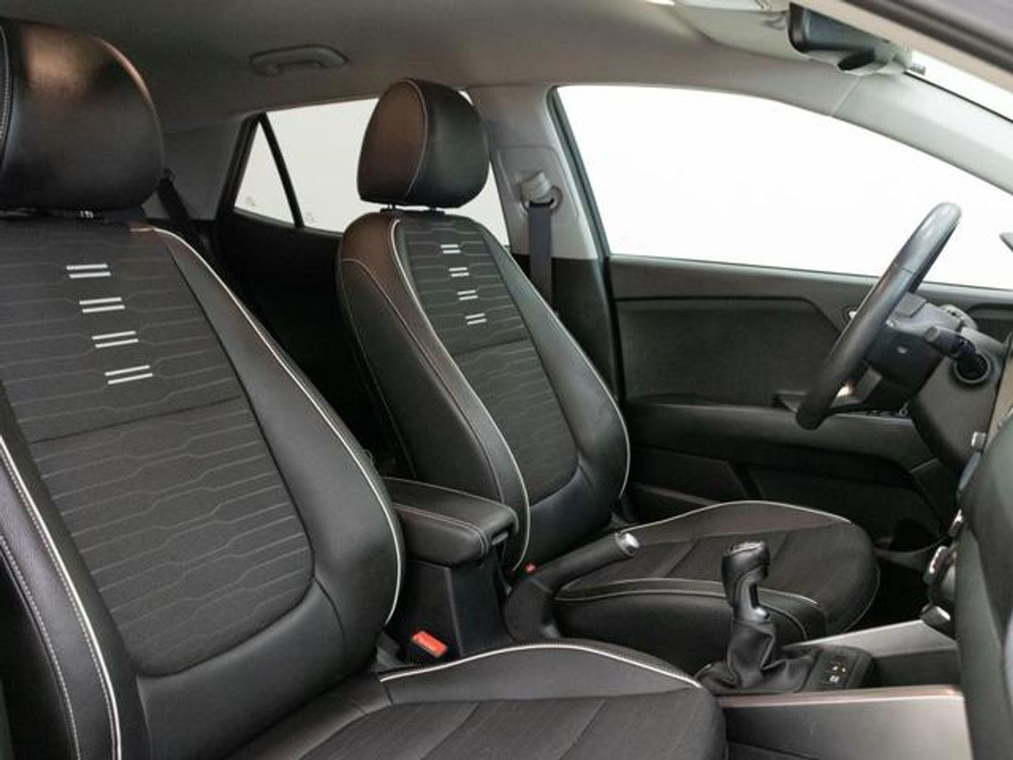 Kia Stonic 1.0 T-GDi MHEV iMT GT Line 74 kW (100 CV)
