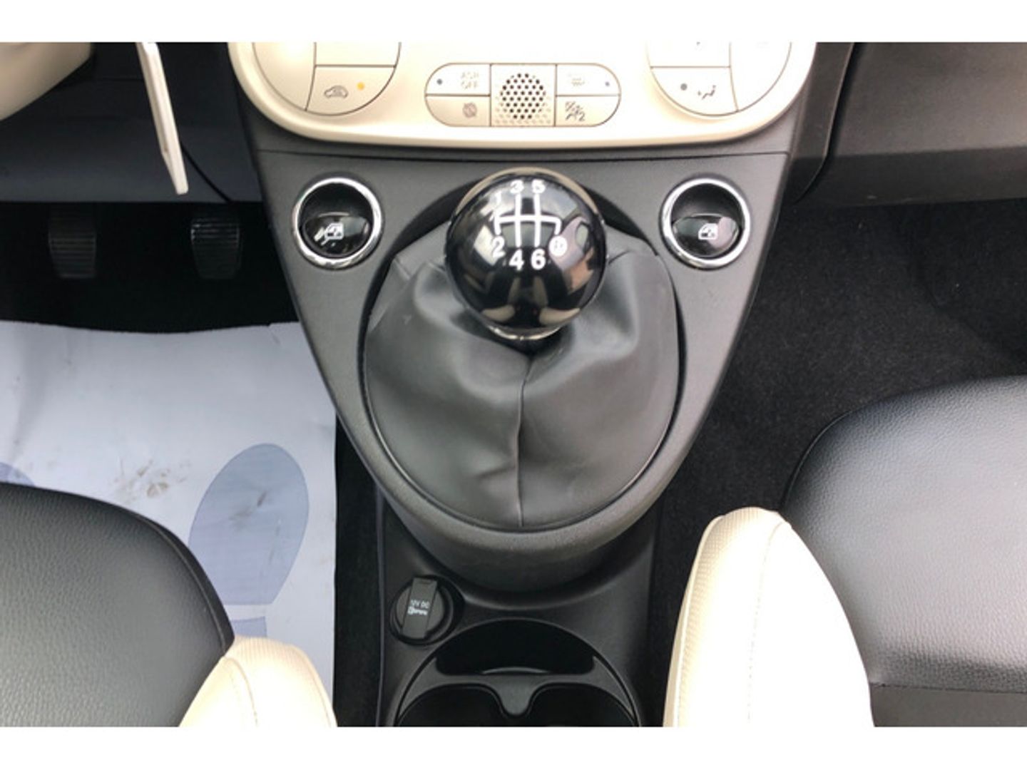 Fiat 500 1.0 Hybrid Dolcevita 51 kW (70 CV)