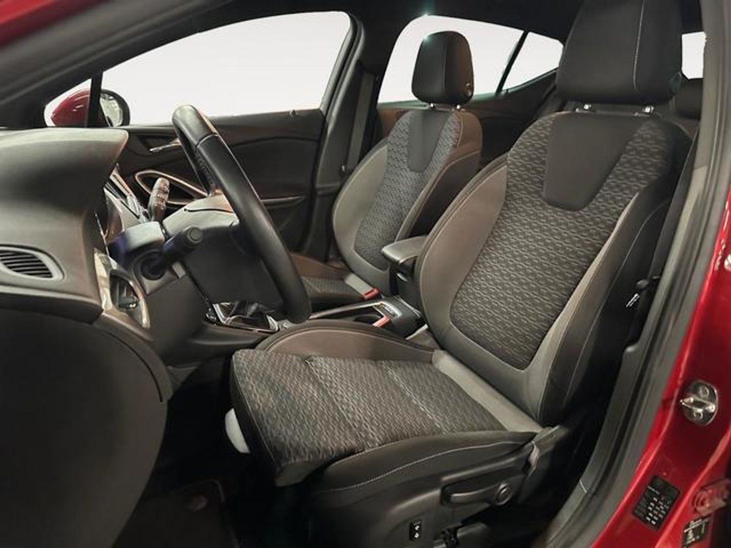 Opel Astra 1.2 Turbo SHT GS Line 96 kW (130 CV)