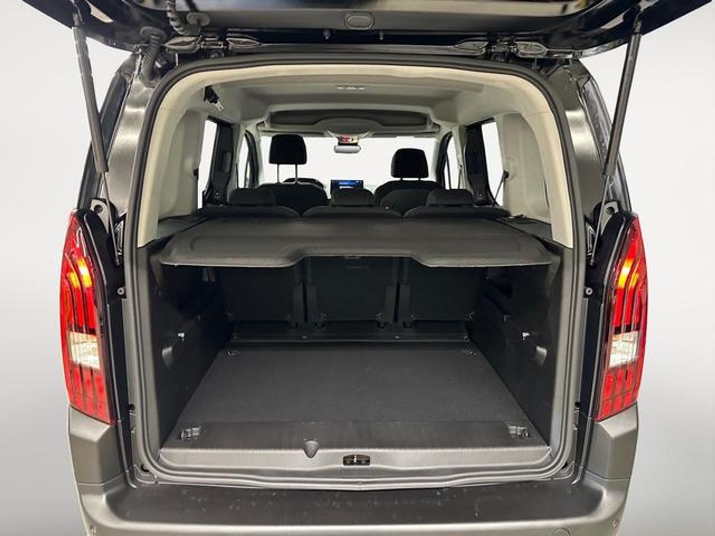 Peugeot Rifter BlueHDi 130 S&S GT Standard Auto 96 kW (130 CV)