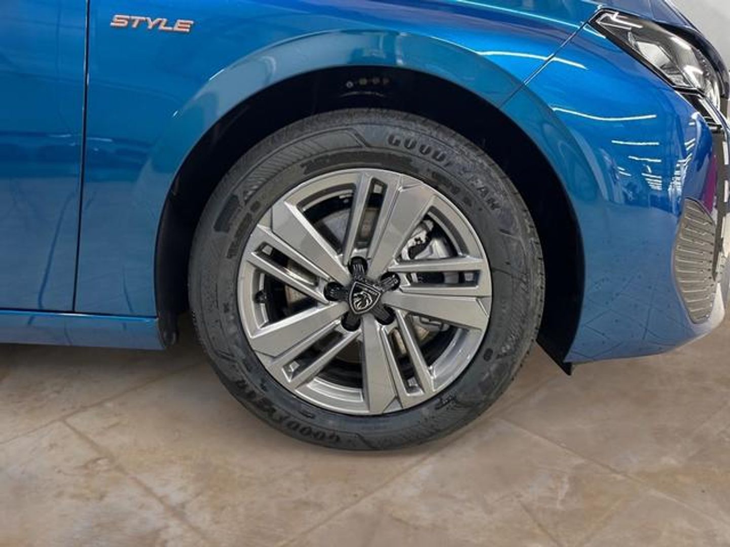 Peugeot 308 BlueHDi 130 S&S Style EAT8 96 KW (130 CV)