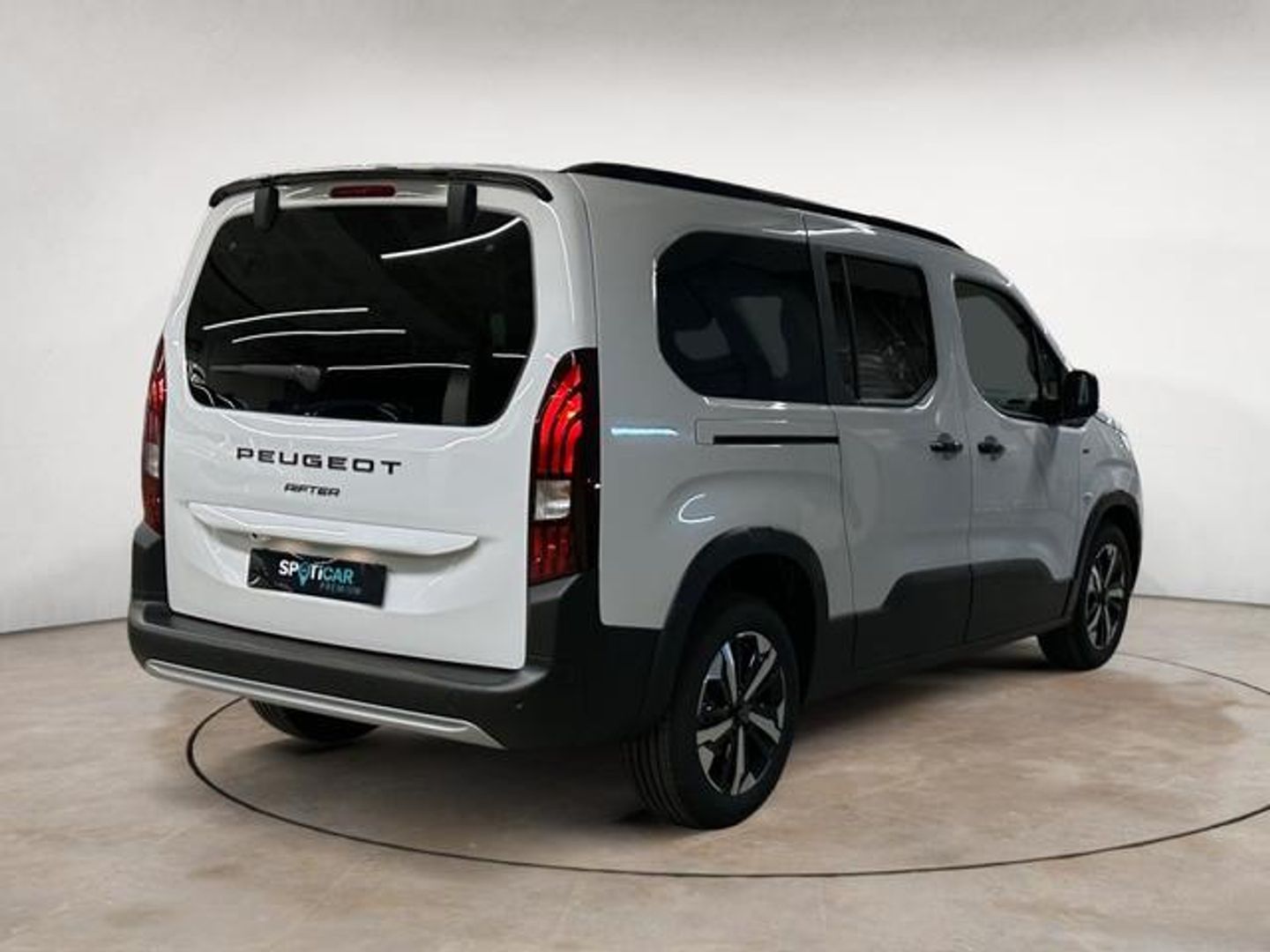 Peugeot Rifter BlueHDi 130 S&S Allure Long EAT8 96 kW (130 CV)