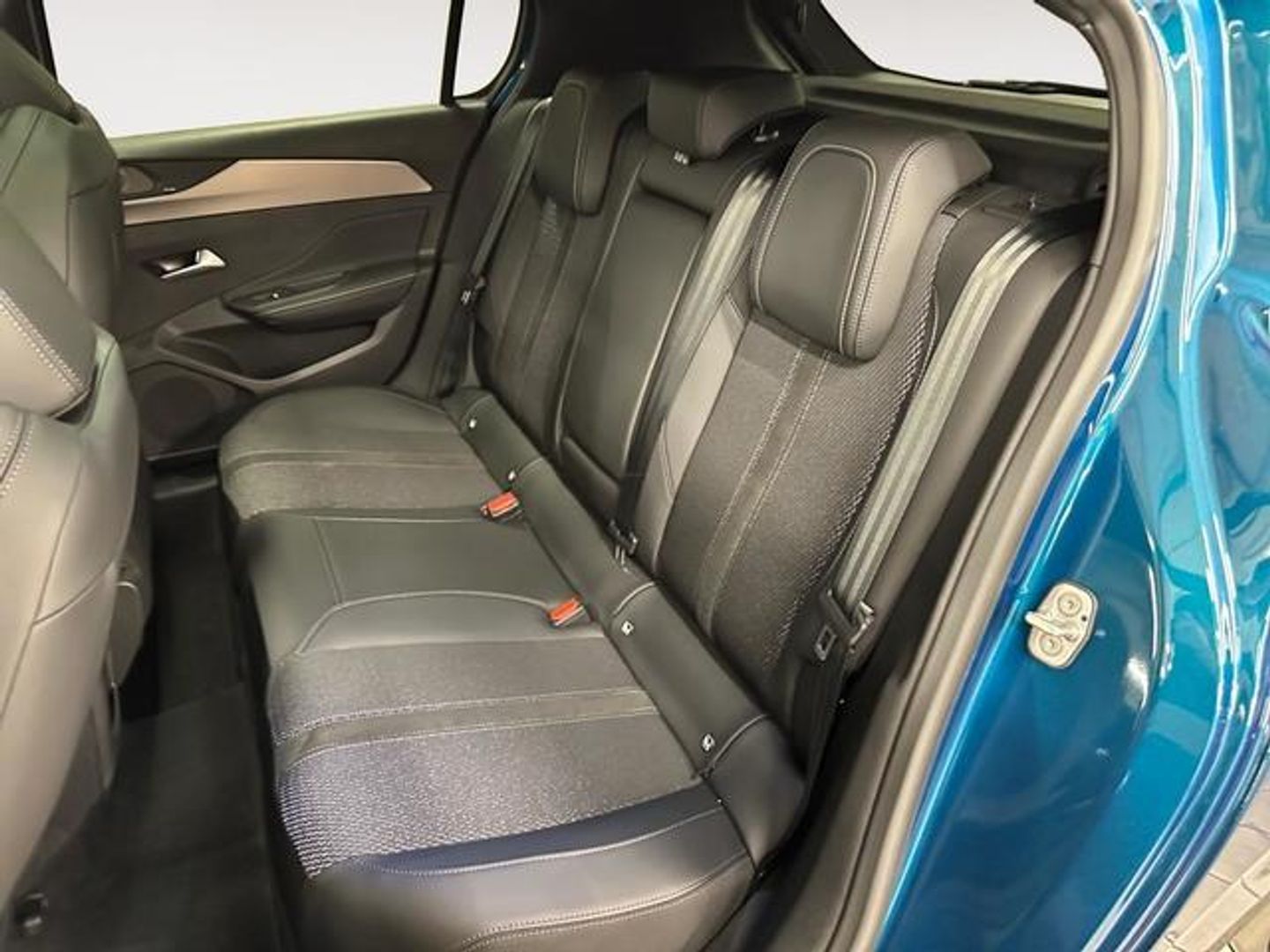 Peugeot 308 GT MHEV Hybrid e-DCS6 107 kW (145 CV)