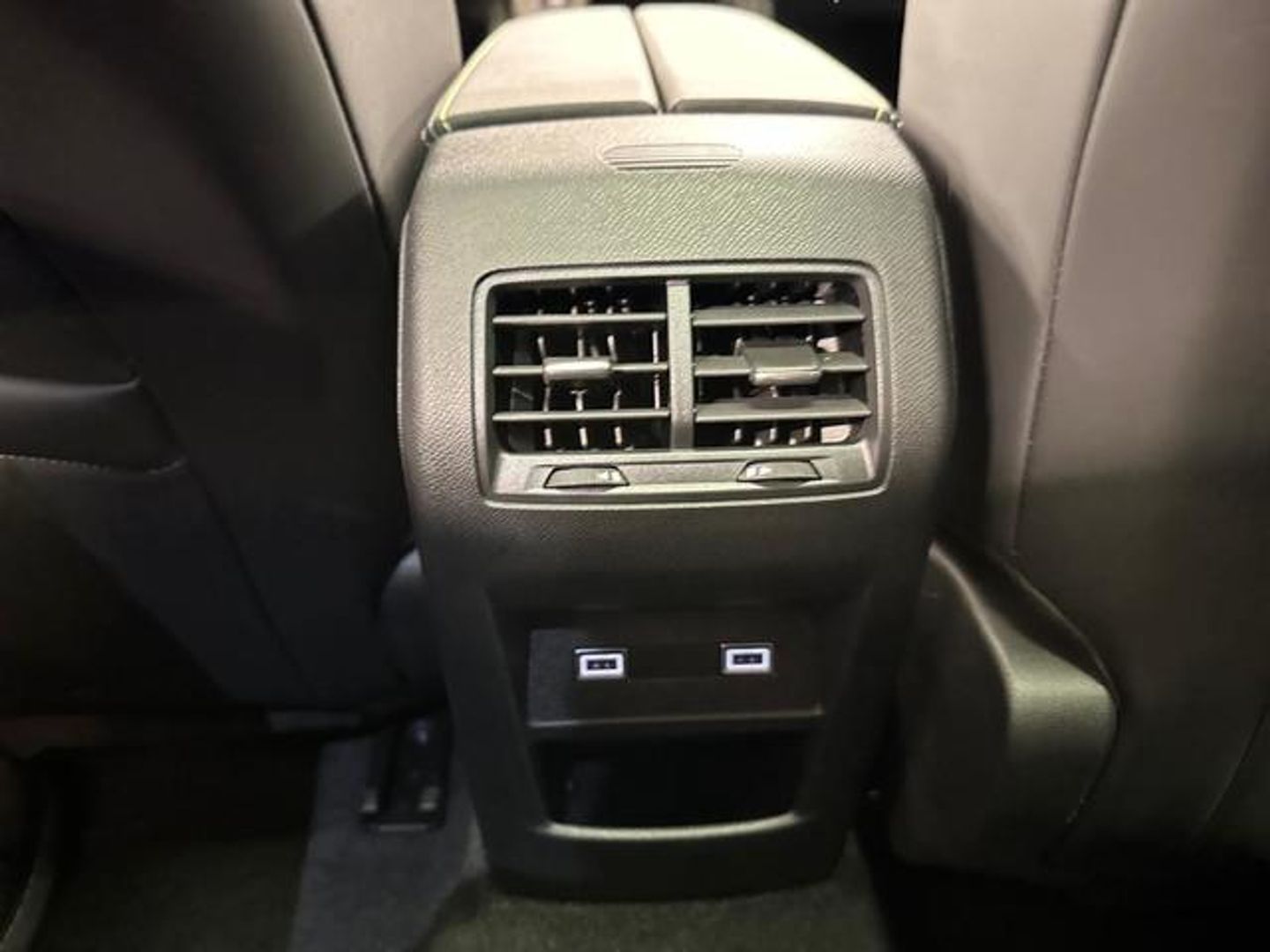 Peugeot 308 GT MHEV Hybrid e-DCS6 107 kW (145 CV)