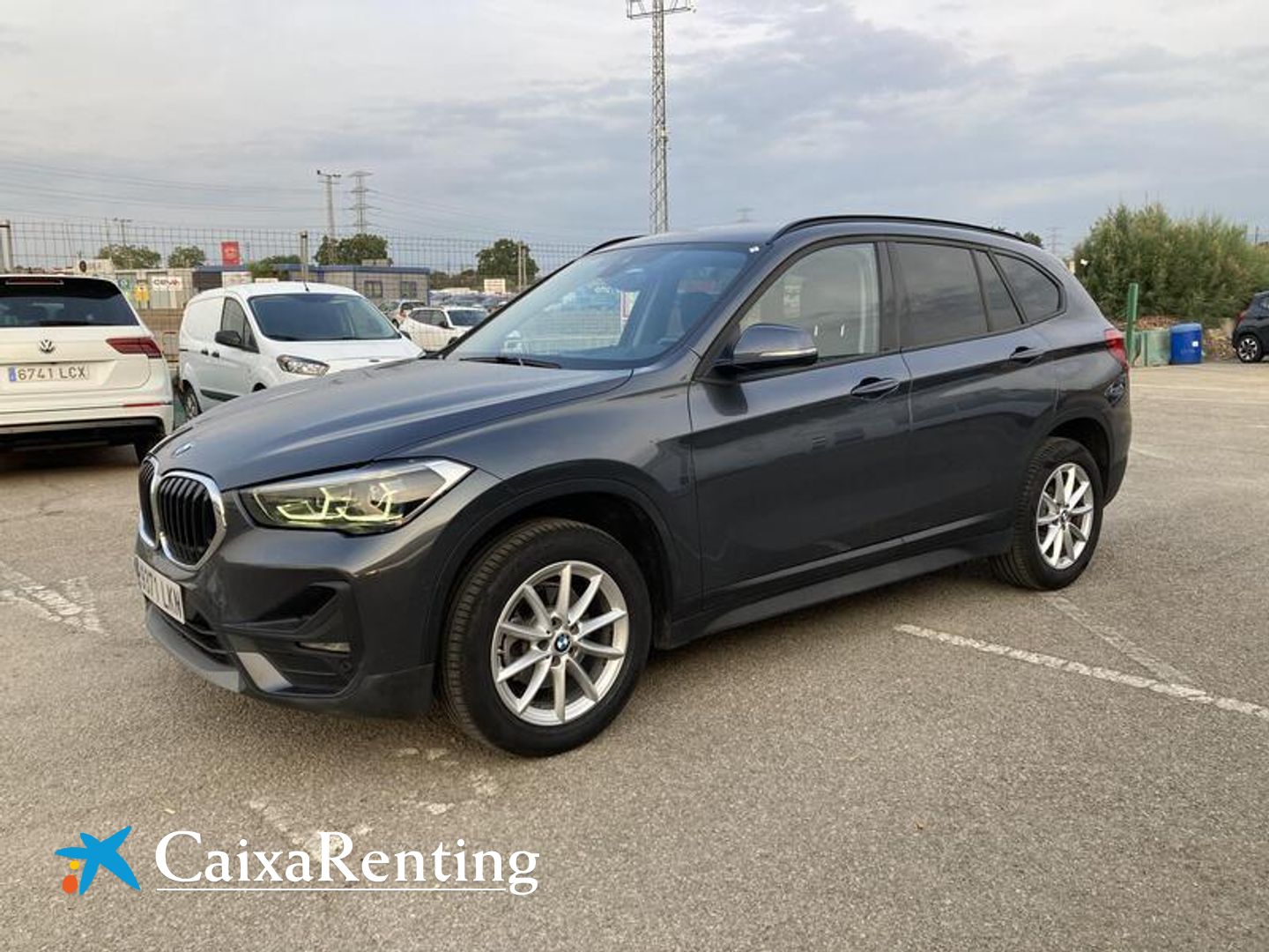 BMW X1 sDrive16d Business 85 kW (116 CV) Gris All Terrain / Pick-up