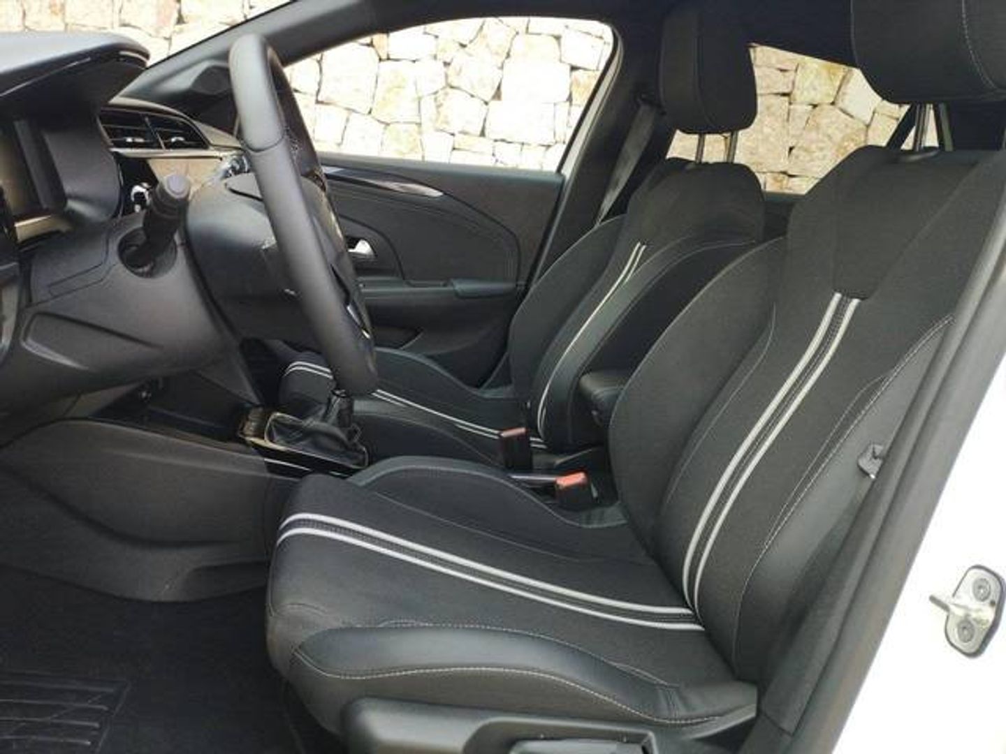 Opel Corsa 1.2T XHT GS 74 kW (100 CV)