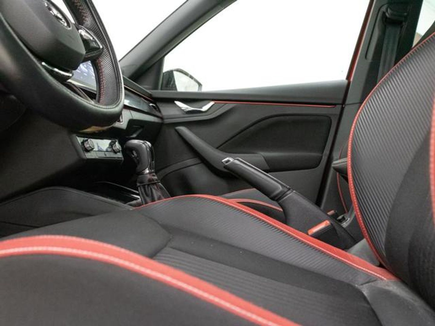 Skoda Kamiq 1.5 TSI Montecarlo DSG 110 kW (150 CV)