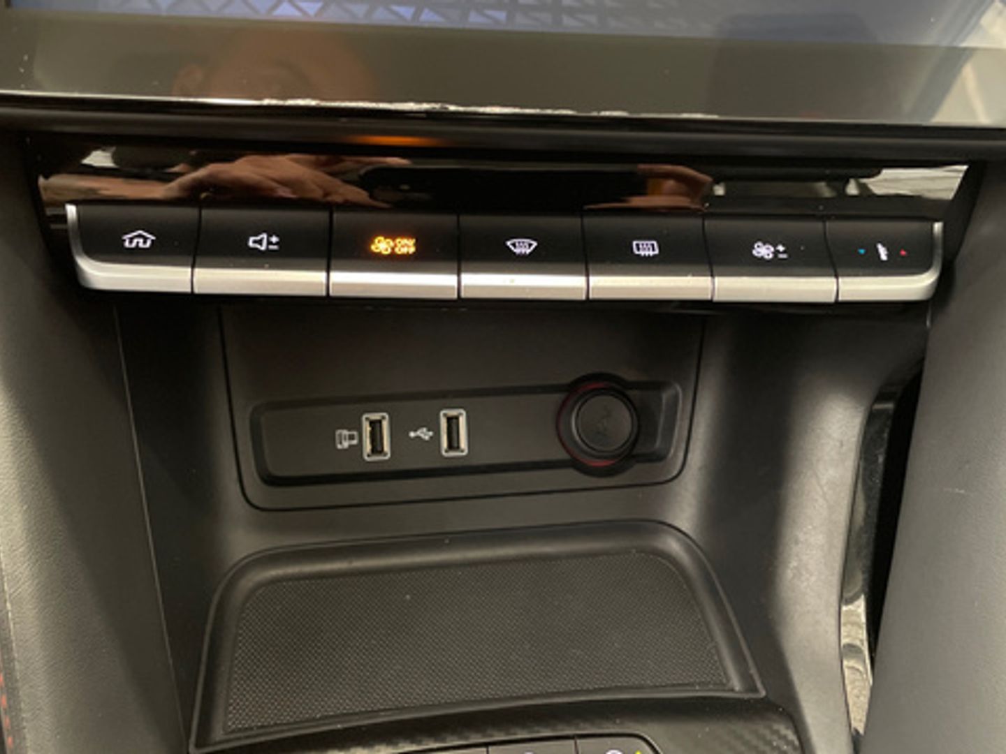 MG ZS 1.5 Luxury 78 kW (106 CV)