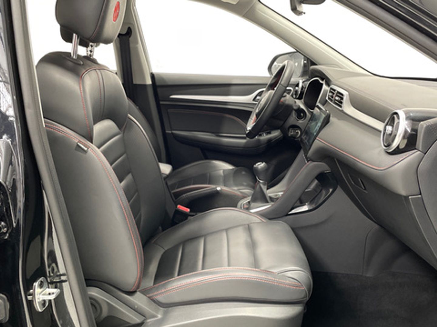 MG ZS 1.5 Luxury 78 kW (106 CV)