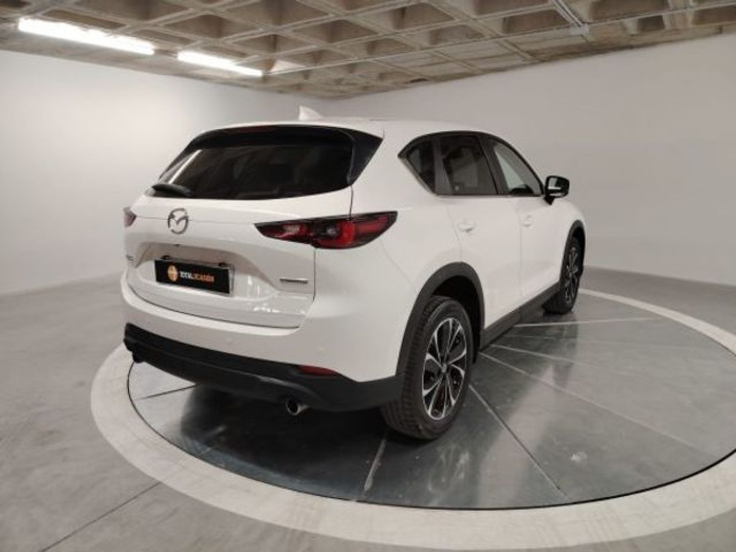Mazda CX-5 2.0 MHEV Center-Line Plus 121 kW (165 CV)